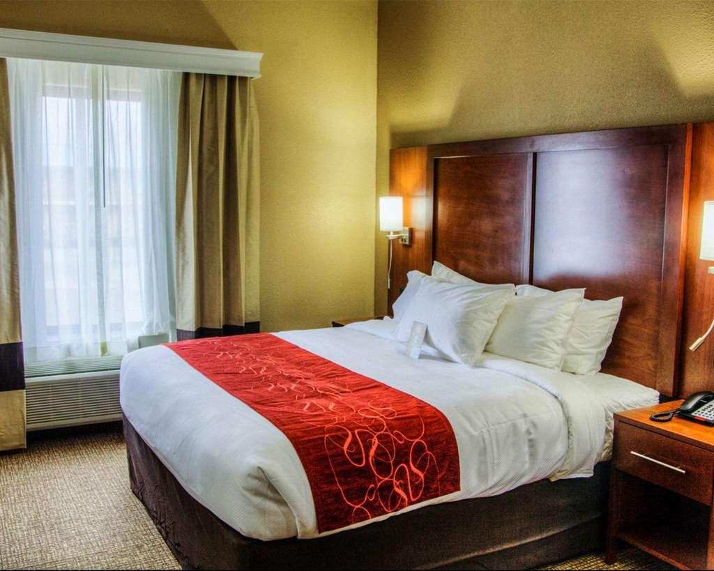 Comfort Suites Plymouth Near Us-30 Ruang foto