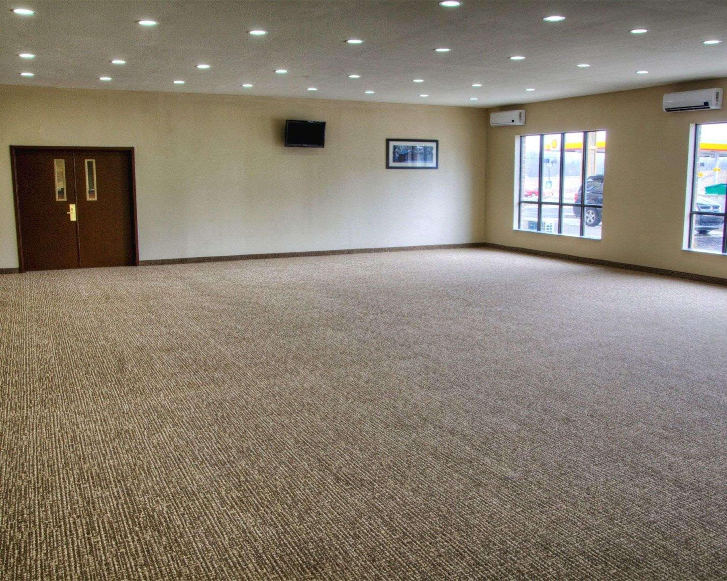 Comfort Suites Plymouth Near Us-30 Bagian luar foto
