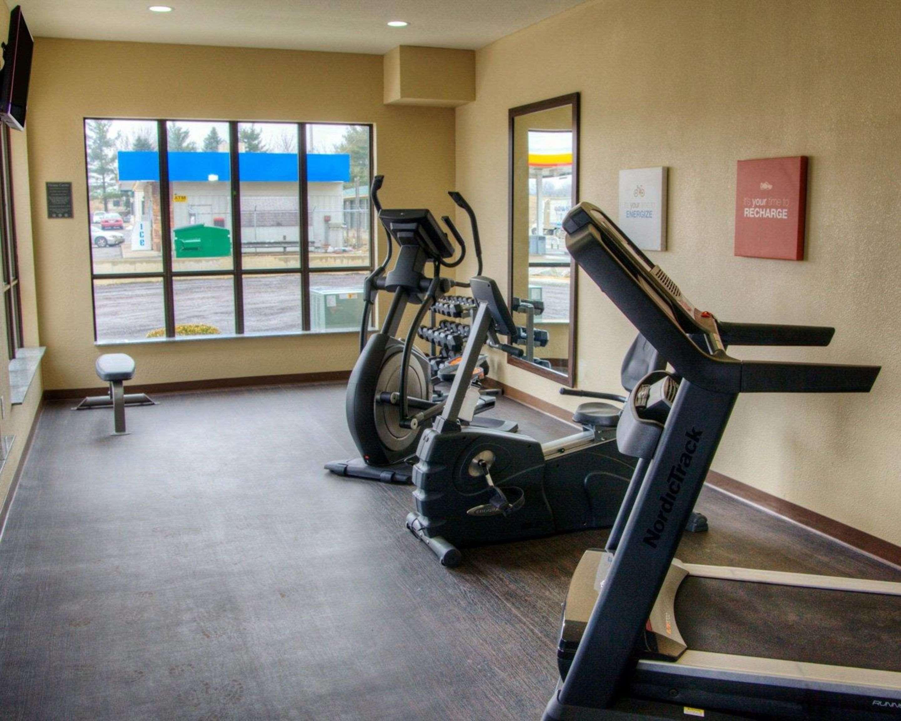 Comfort Suites Plymouth Near Us-30 Bagian luar foto