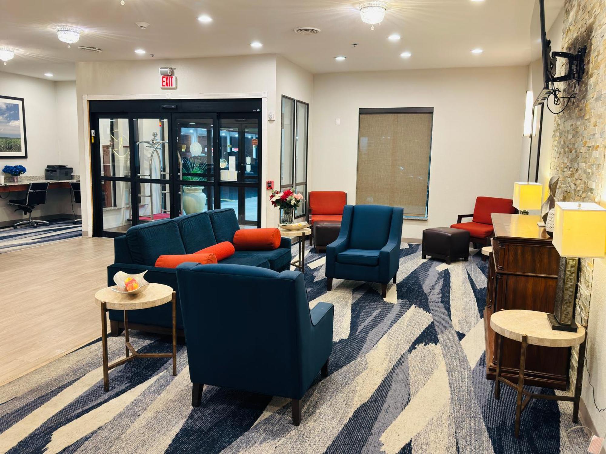 Comfort Suites Plymouth Near Us-30 Bagian luar foto