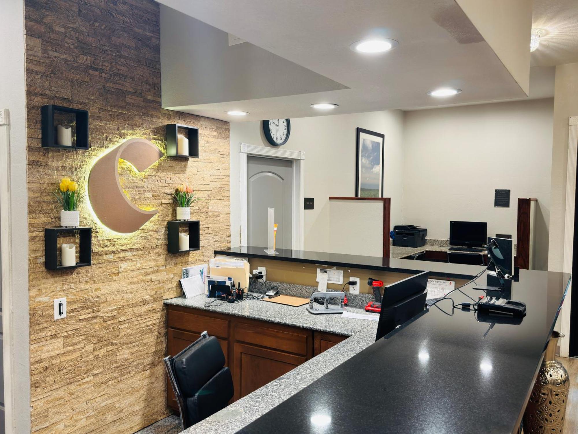 Comfort Suites Plymouth Near Us-30 Bagian luar foto