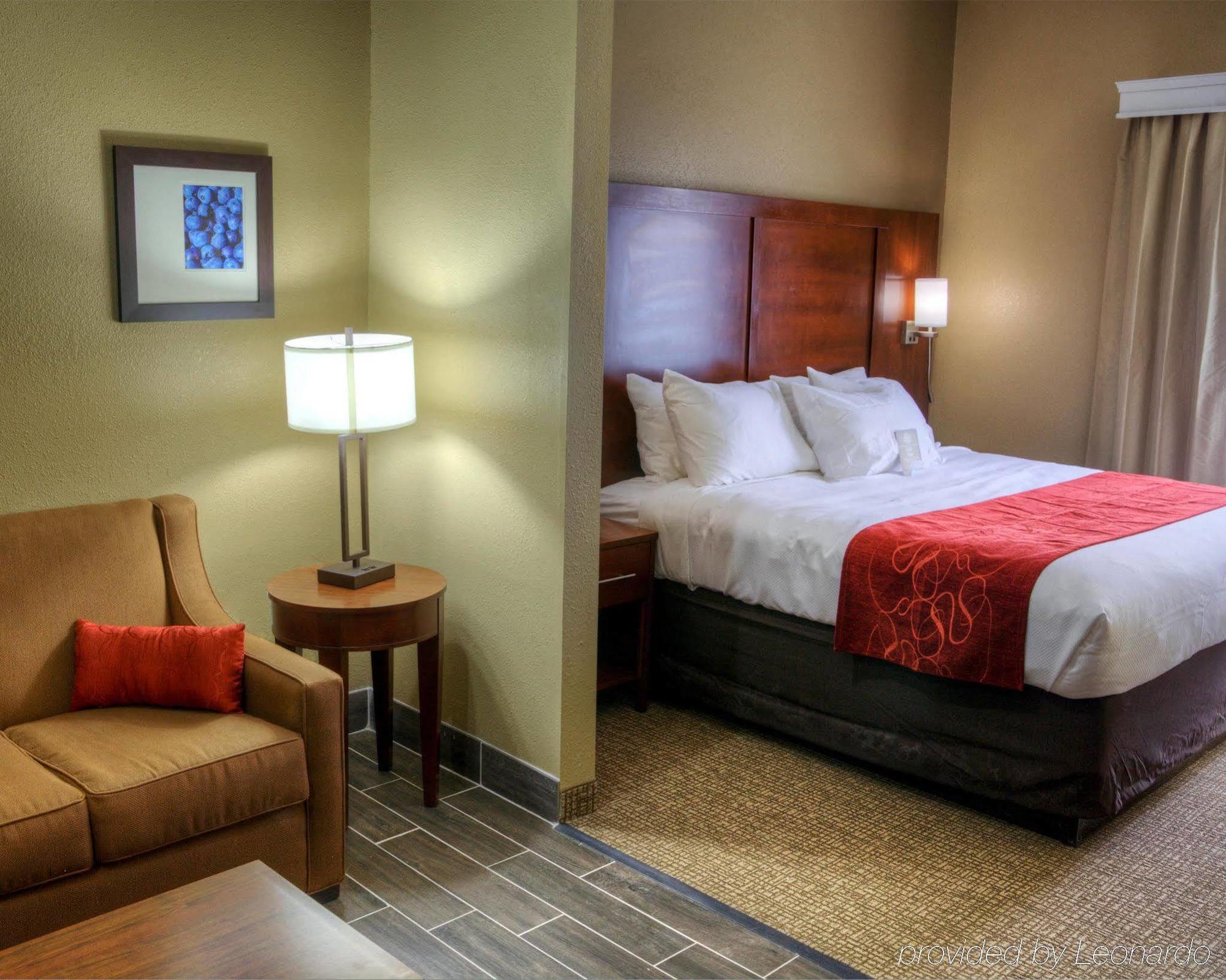 Comfort Suites Plymouth Near Us-30 Bagian luar foto